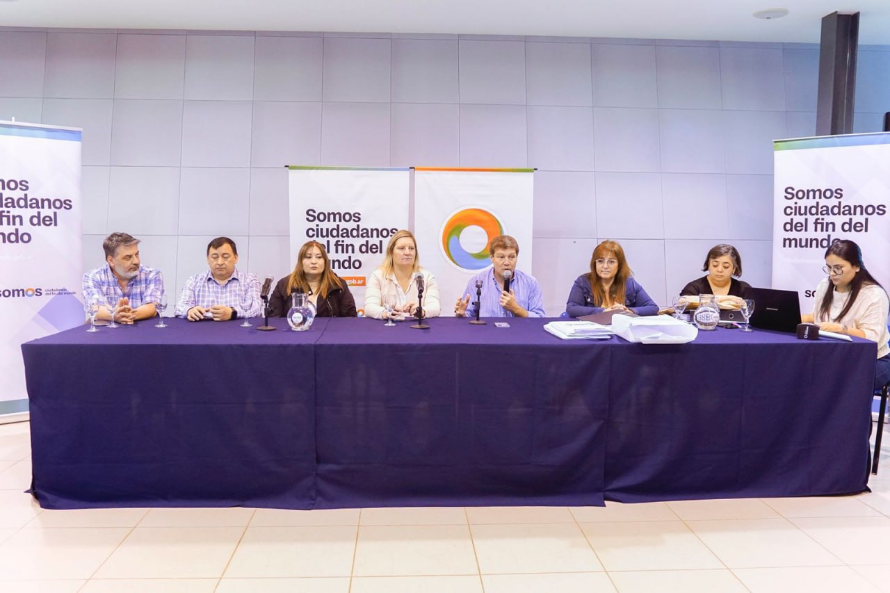 Melella encabezó la apertura de sobres para la obra del nuevo Centro de Abordaje Integral de Salud Mental