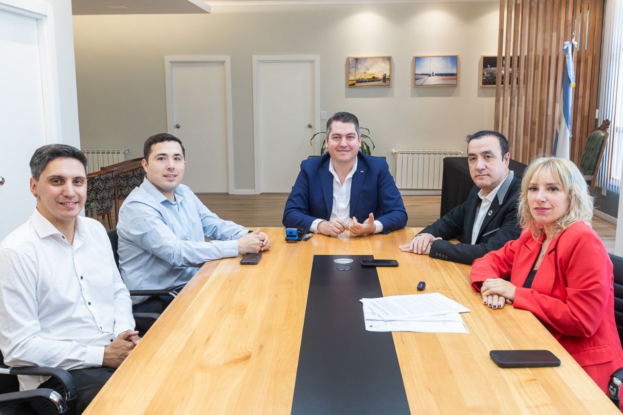 Los Intendentes de Río Grande y Río Gallegos firmaron un convenio de colaboración para el desarrollo Productivo Regional